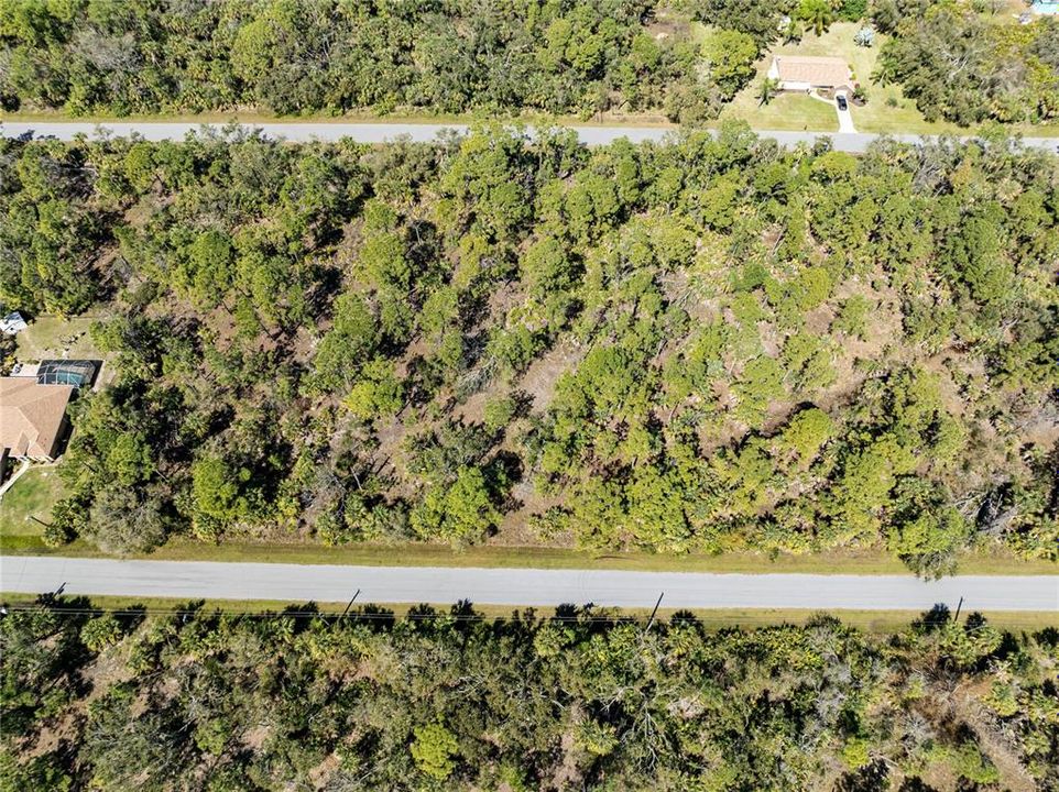 待售: $39,900 (0.27 acres)