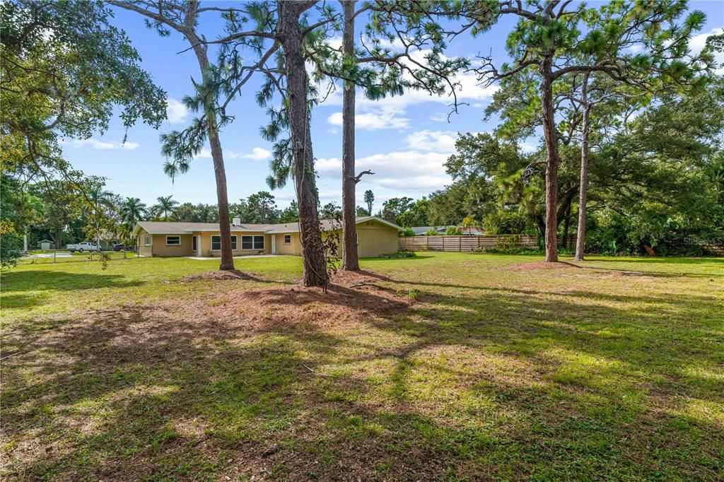 En Venta: $720,000 (4 camas, 3 baños, 2749 Pies cuadrados)