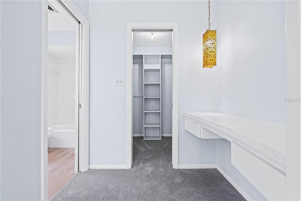 En Venta: $720,000 (4 camas, 3 baños, 2749 Pies cuadrados)