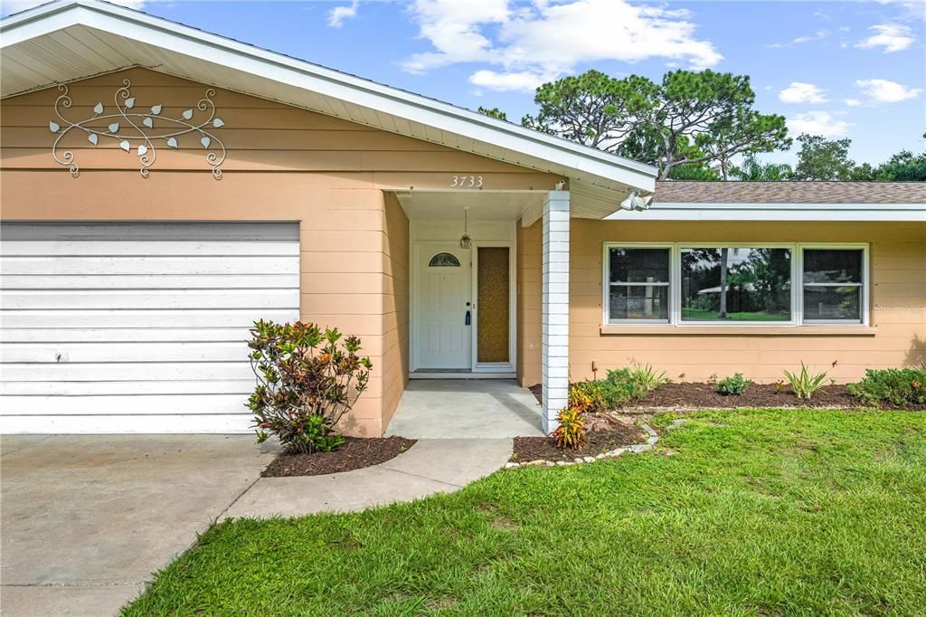 En Venta: $720,000 (4 camas, 3 baños, 2749 Pies cuadrados)