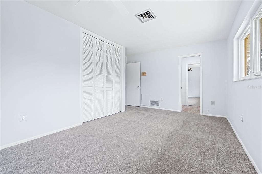 En Venta: $720,000 (4 camas, 3 baños, 2749 Pies cuadrados)