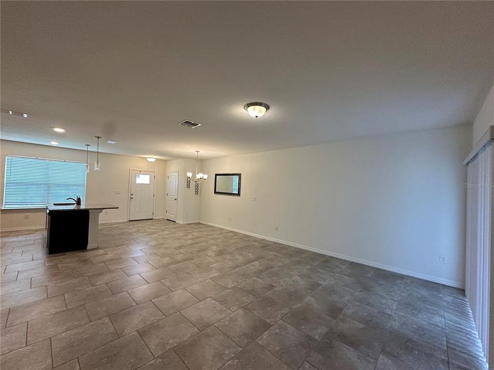 En Renta: $2,550 (3 camas, 2 baños, 1568 Pies cuadrados)