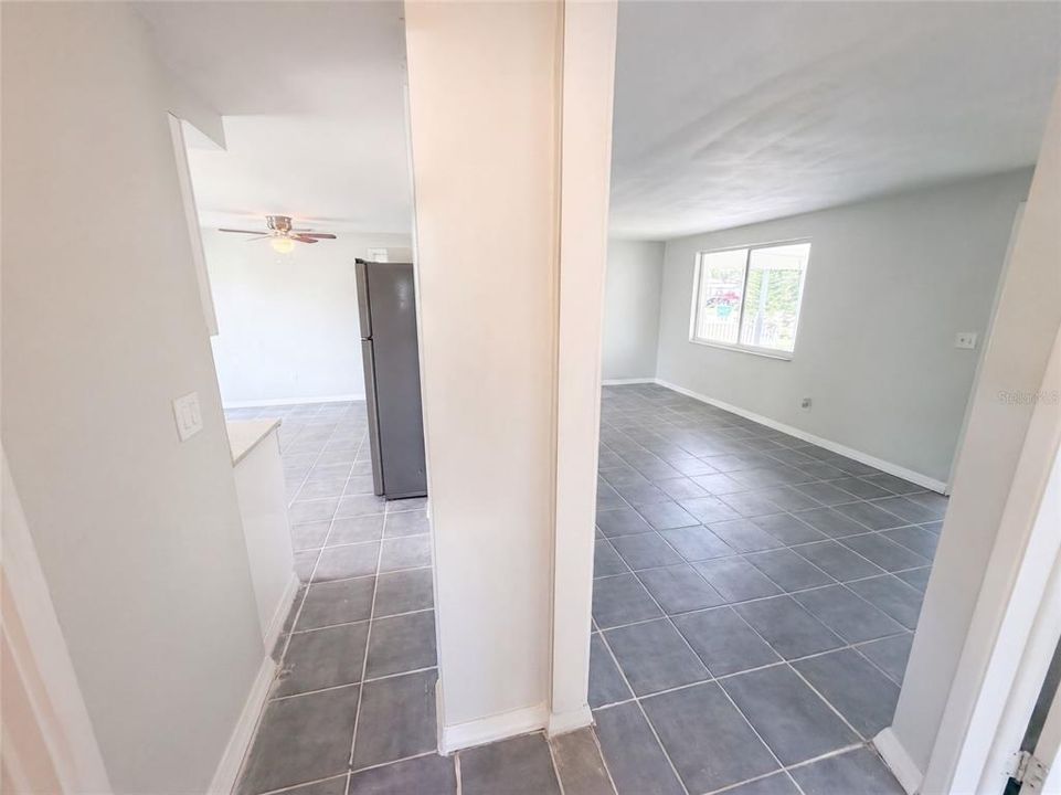 For Sale: $199,000 (2 beds, 1 baths, 1286 Square Feet)