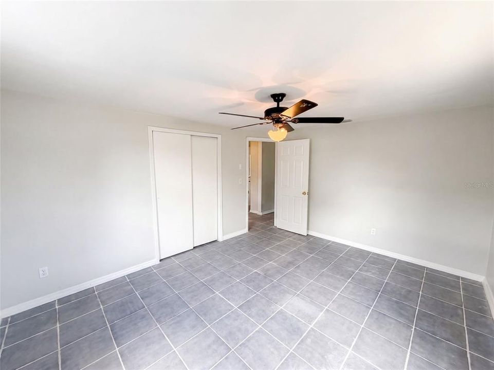 For Sale: $199,000 (2 beds, 1 baths, 1286 Square Feet)