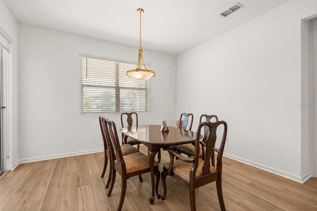 For Sale: $650,000 (4 beds, 3 baths, 2267 Square Feet)