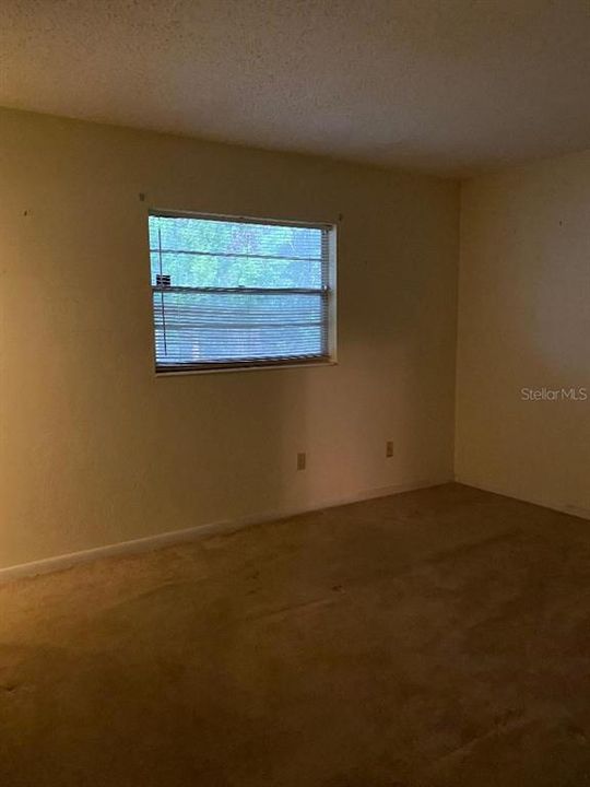For Sale: $225,000 (3 beds, 2 baths, 1303 Square Feet)