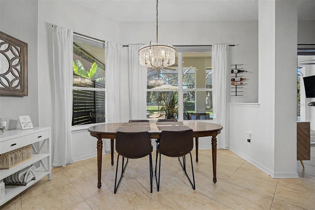 En Venta: $925,000 (4 camas, 3 baños, 3494 Pies cuadrados)