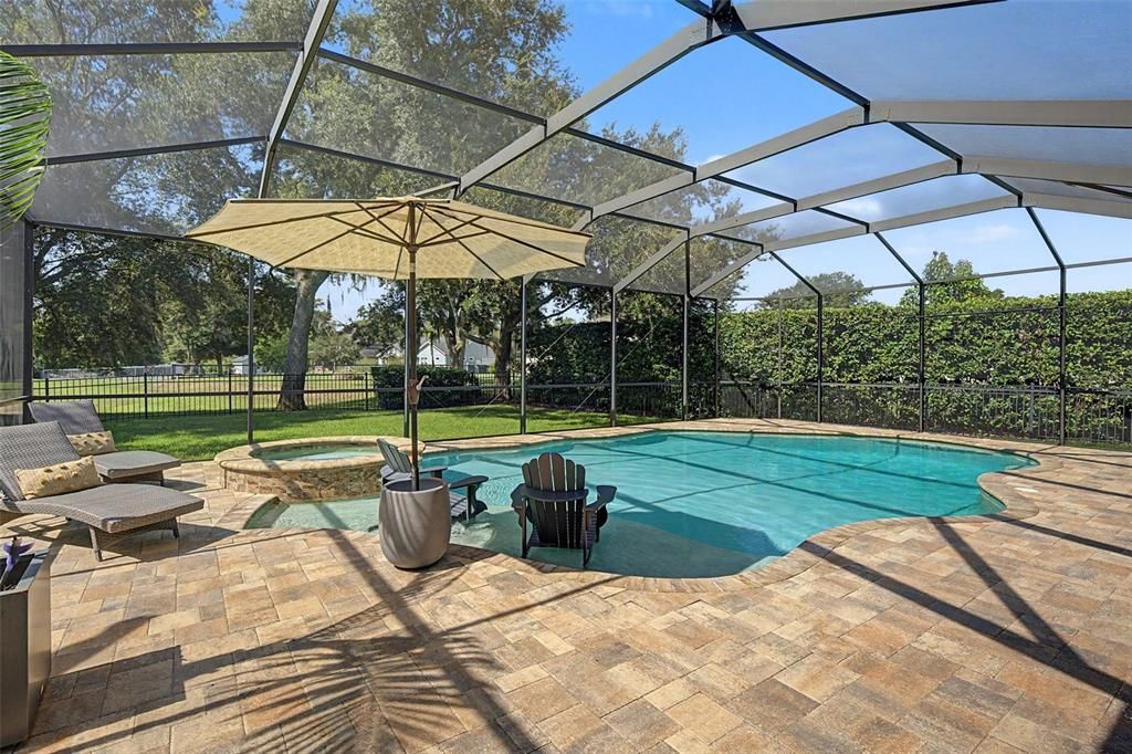 En Venta: $925,000 (4 camas, 3 baños, 3494 Pies cuadrados)