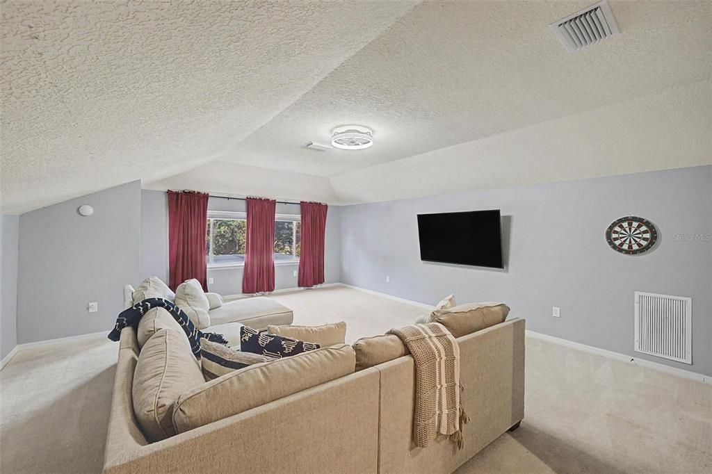 En Venta: $925,000 (4 camas, 3 baños, 3494 Pies cuadrados)