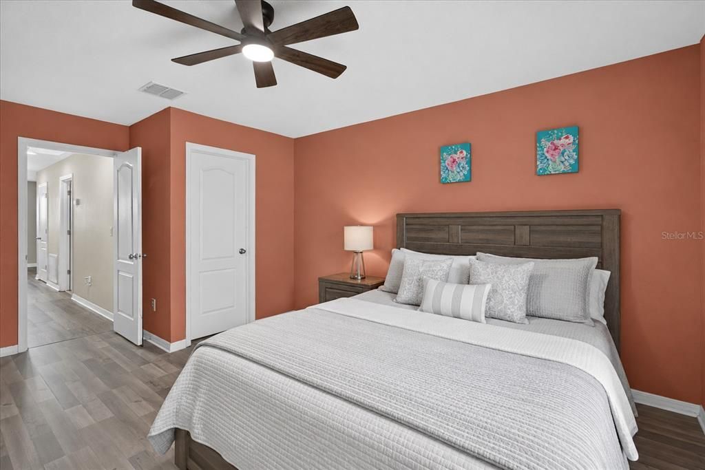 For Sale: $344,900 (3 beds, 2 baths, 1860 Square Feet)