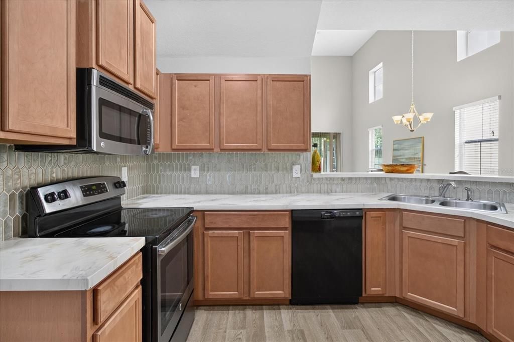 For Sale: $344,900 (3 beds, 2 baths, 1860 Square Feet)