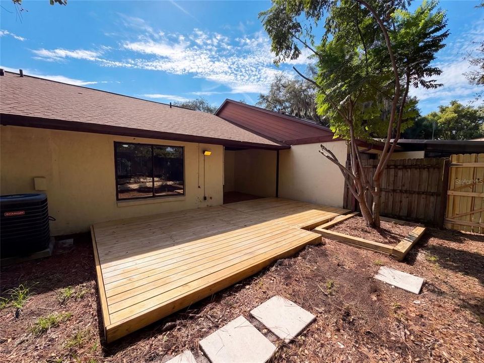 En Venta: $278,000 (2 camas, 2 baños, 1043 Pies cuadrados)