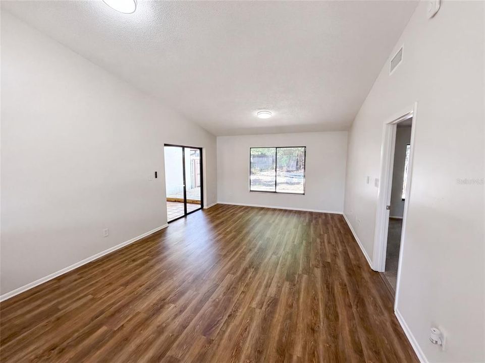 En Venta: $278,000 (2 camas, 2 baños, 1043 Pies cuadrados)