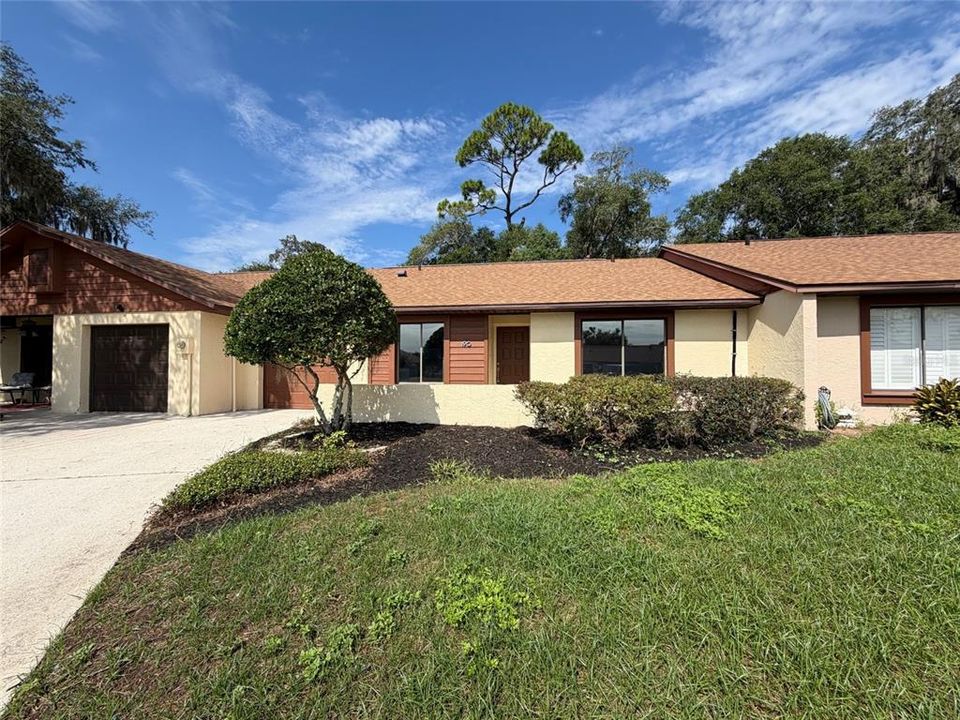 En Venta: $278,000 (2 camas, 2 baños, 1043 Pies cuadrados)