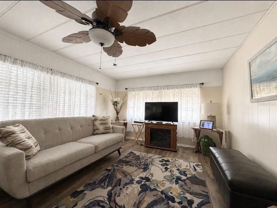 En Venta: $99,000 (2 camas, 1 baños, 756 Pies cuadrados)