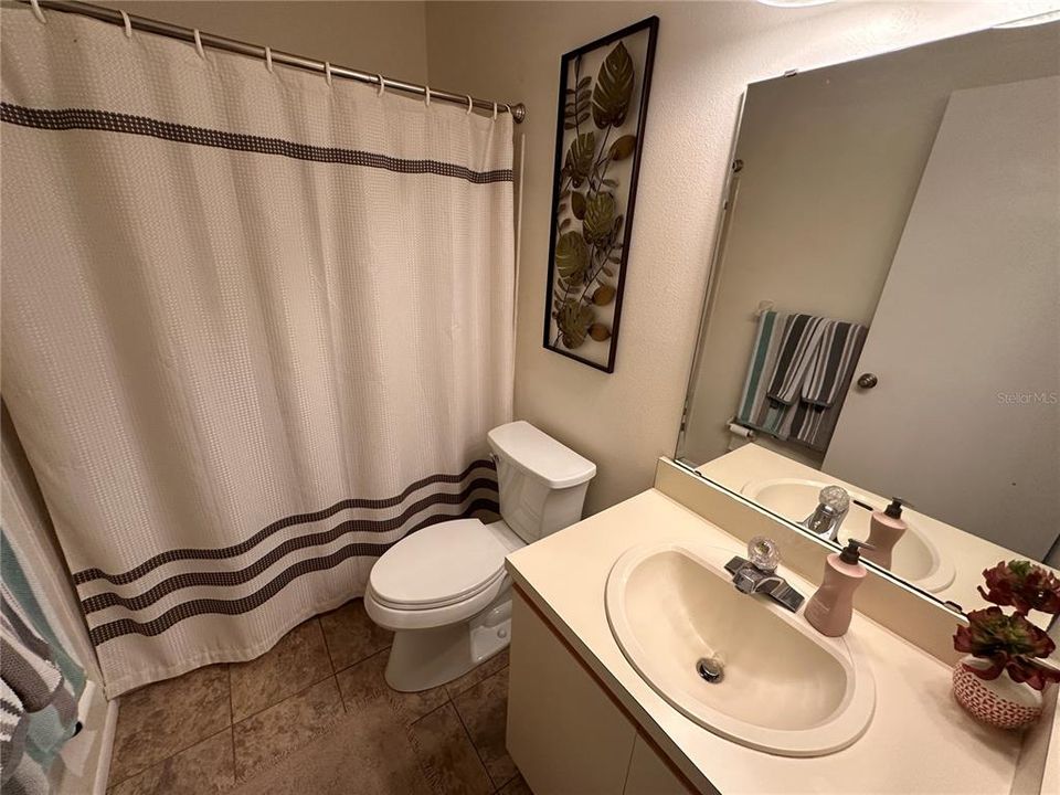 For Rent: $1,500 (2 beds, 2 baths, 912 Square Feet)