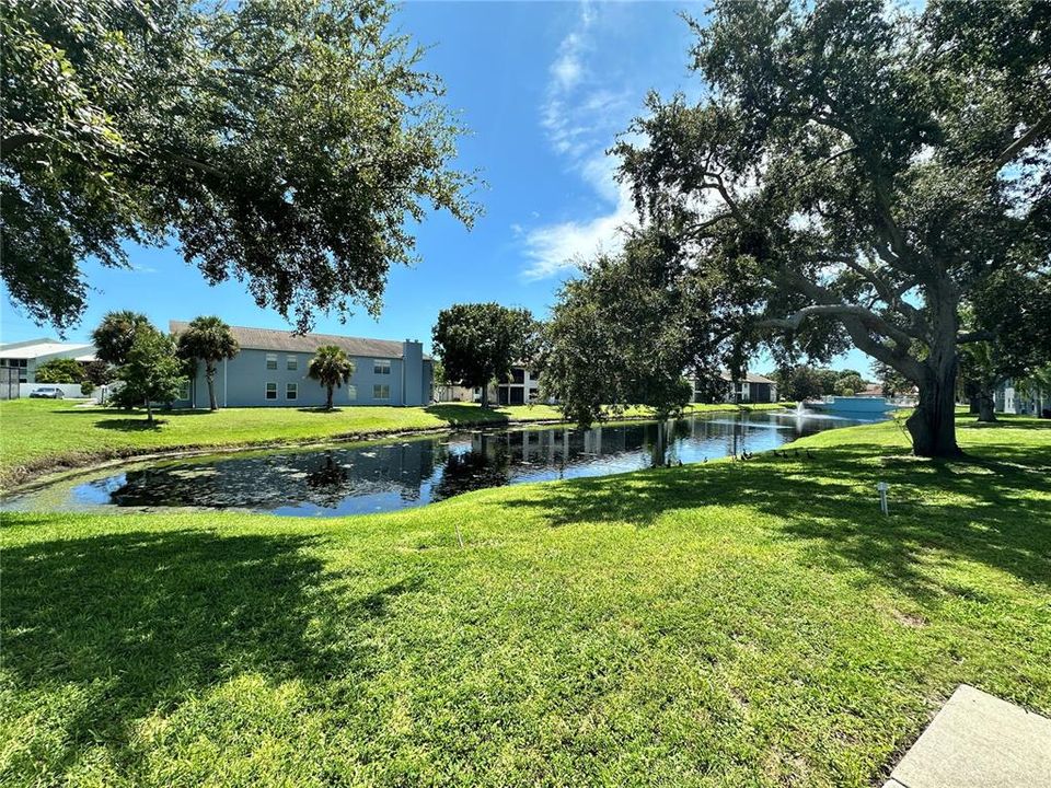 For Rent: $1,500 (2 beds, 2 baths, 912 Square Feet)