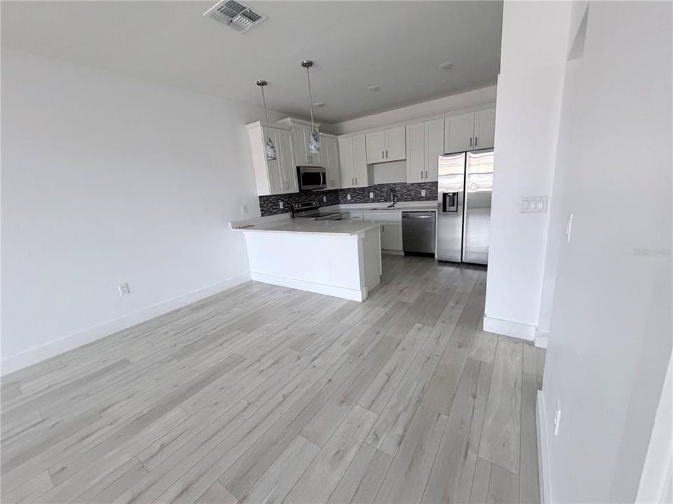 En Venta: $214,900 (3 camas, 2 baños, 1067 Pies cuadrados)