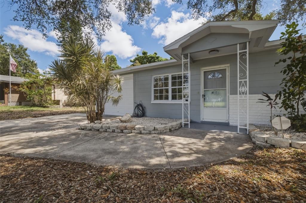 En Venta: $314,900 (2 camas, 1 baños, 901 Pies cuadrados)
