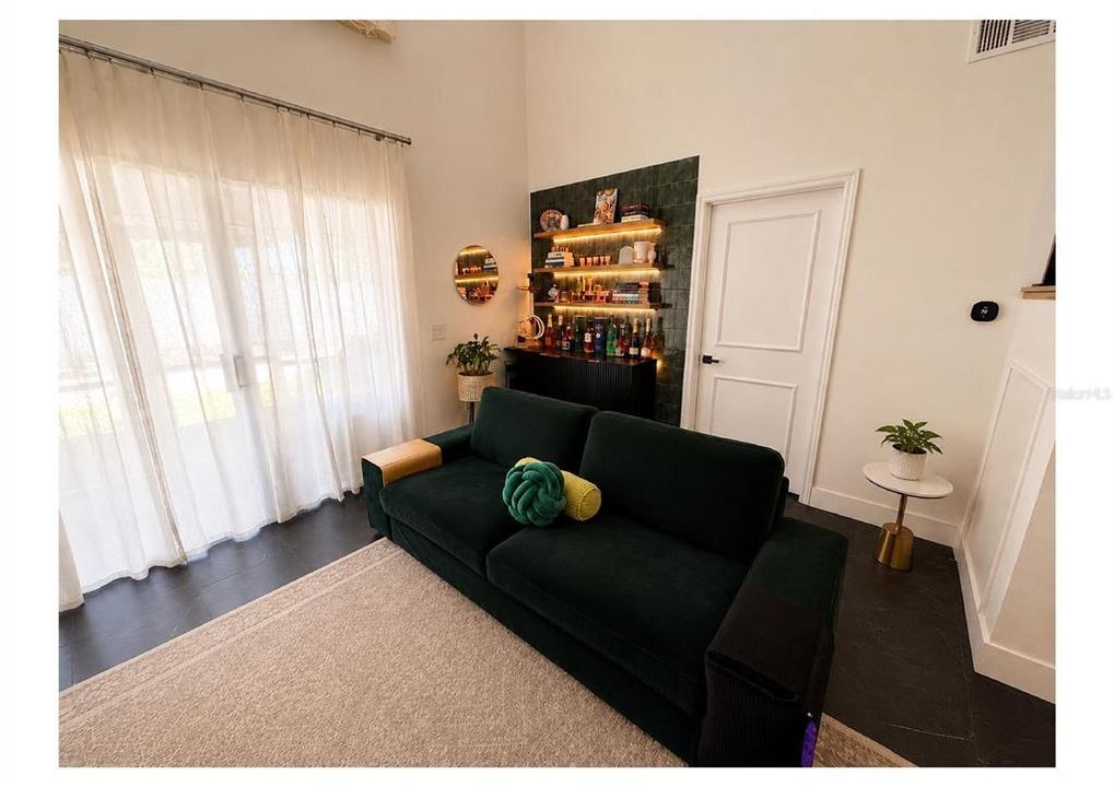 For Sale: $360,000 (4 beds, 2 baths, 1636 Square Feet)