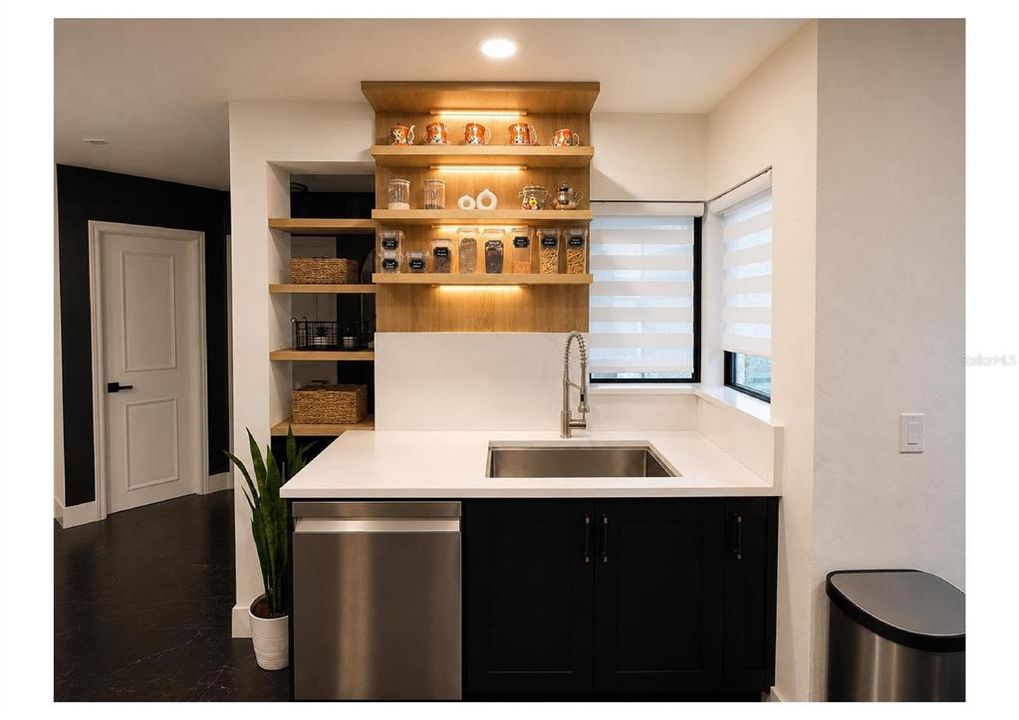 For Sale: $360,000 (4 beds, 2 baths, 1636 Square Feet)