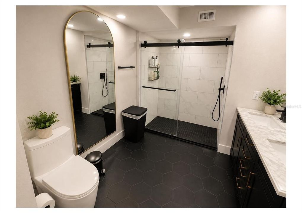 For Sale: $360,000 (4 beds, 2 baths, 1636 Square Feet)
