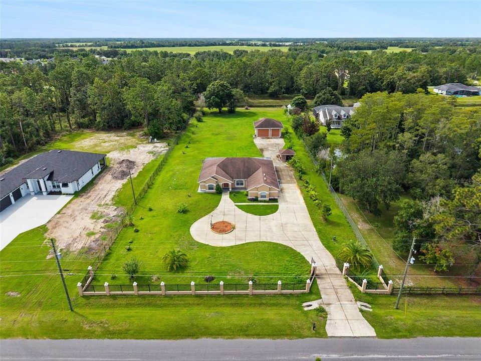 На продажу: $749,500 (4 спален, 2 ванн, 2370 Квадратных фут)