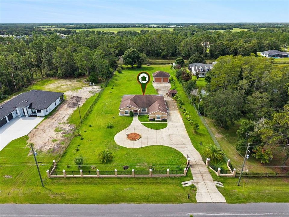 На продажу: $749,500 (4 спален, 2 ванн, 2370 Квадратных фут)