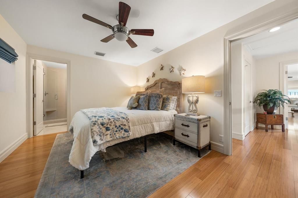 For Sale: $2,000,000 (4 beds, 4 baths, 3144 Square Feet)