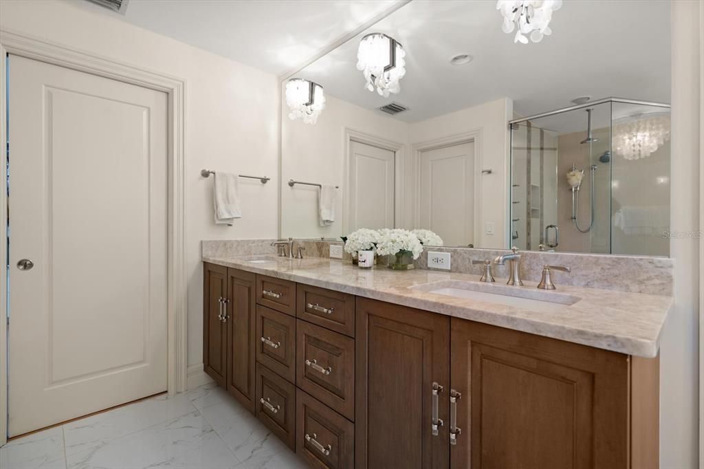 For Sale: $2,000,000 (4 beds, 4 baths, 3144 Square Feet)