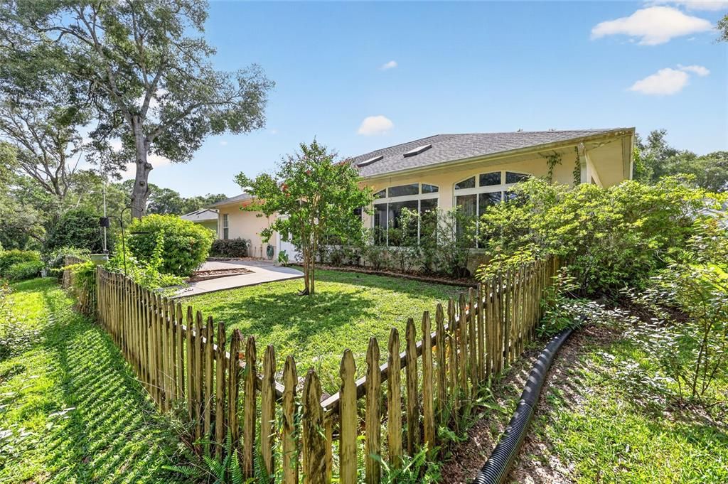 For Sale: $489,900 (3 beds, 2 baths, 2750 Square Feet)