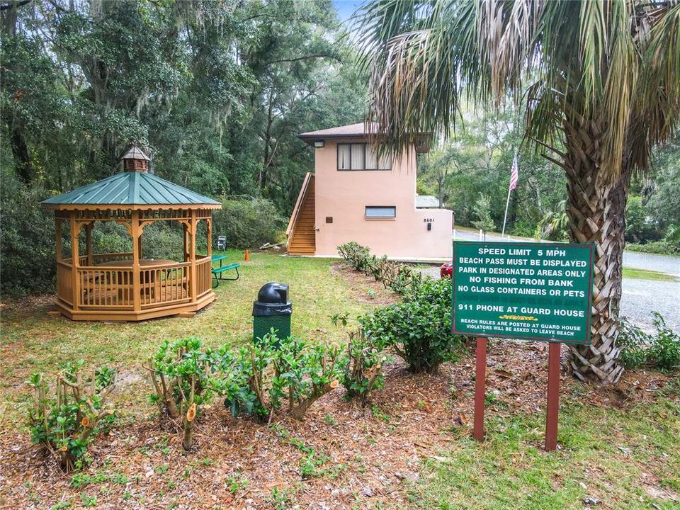 For Sale: $489,900 (3 beds, 2 baths, 2750 Square Feet)
