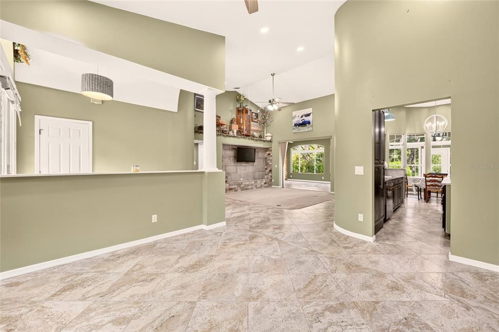 For Sale: $489,900 (3 beds, 2 baths, 2750 Square Feet)