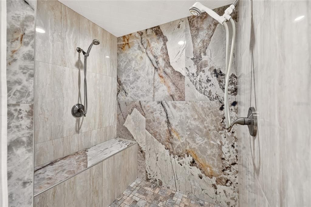 For Sale: $489,900 (3 beds, 2 baths, 2750 Square Feet)