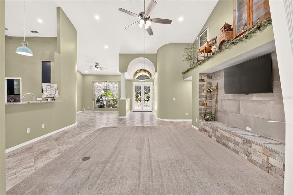 For Sale: $489,900 (3 beds, 2 baths, 2750 Square Feet)