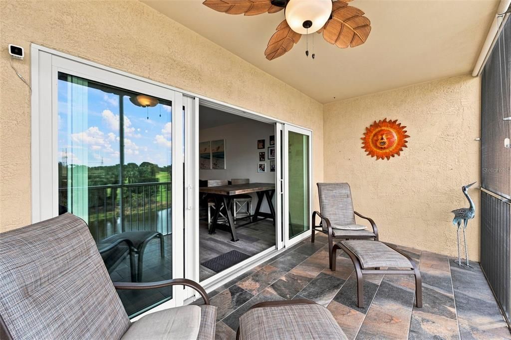 For Sale: $400,000 (2 beds, 2 baths, 1324 Square Feet)