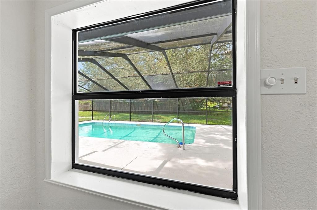 For Sale: $499,000 (3 beds, 3 baths, 2150 Square Feet)