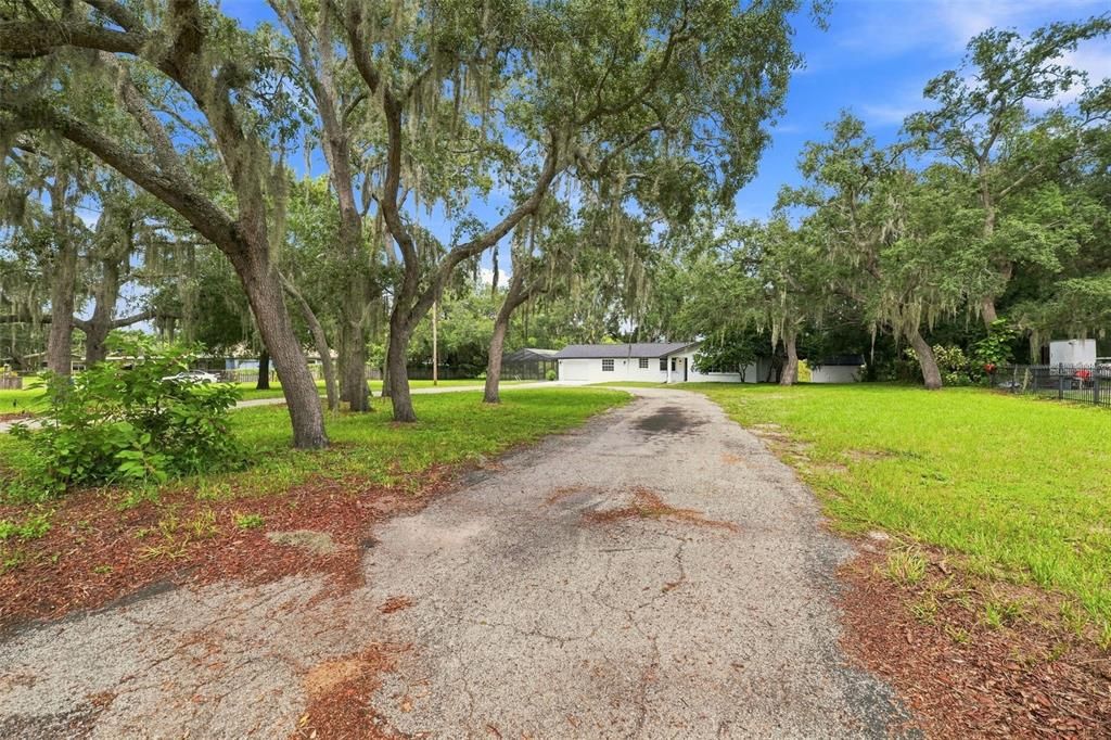 For Sale: $499,000 (3 beds, 3 baths, 2150 Square Feet)