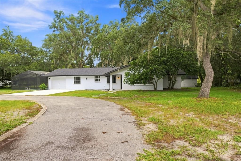 For Sale: $499,000 (3 beds, 3 baths, 2150 Square Feet)