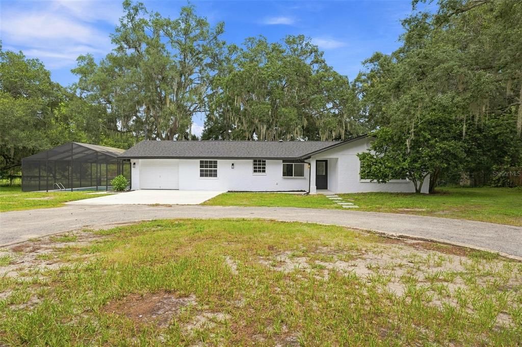 For Sale: $499,000 (3 beds, 3 baths, 2150 Square Feet)