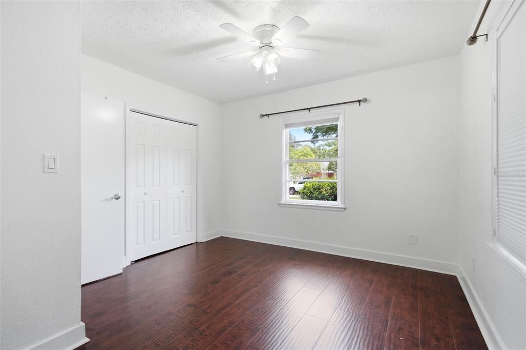 For Rent: $2,495 (3 beds, 1 baths, 1123 Square Feet)