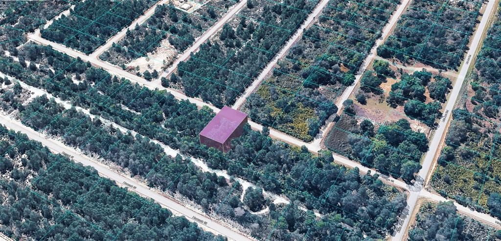 На продажу: $10,900 (0.25 acres)