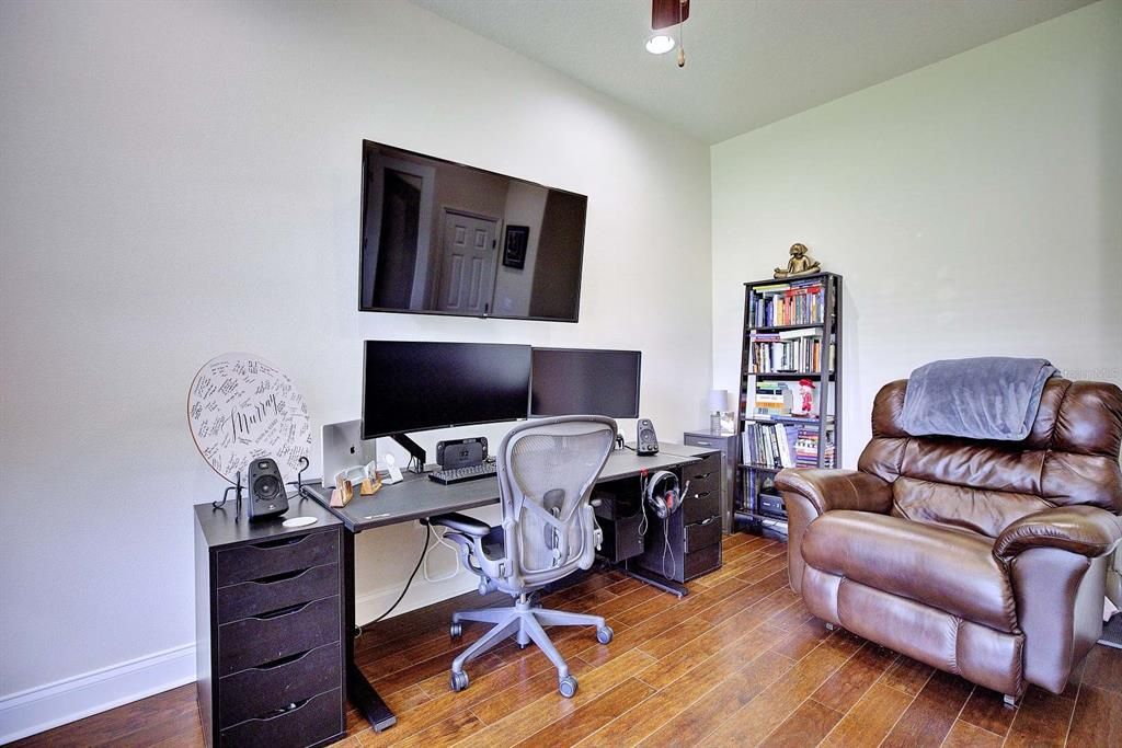 En Venta: $549,000 (4 camas, 2 baños, 2206 Pies cuadrados)