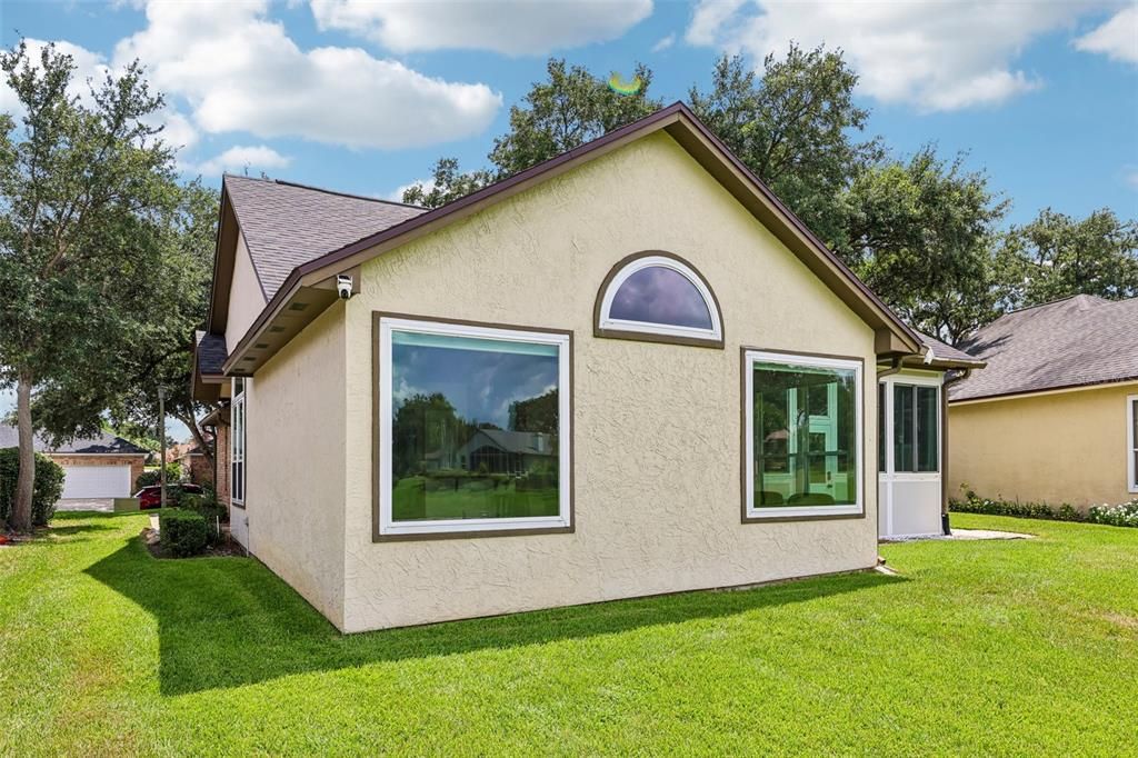 En Venta: $465,000 (4 camas, 2 baños, 2241 Pies cuadrados)