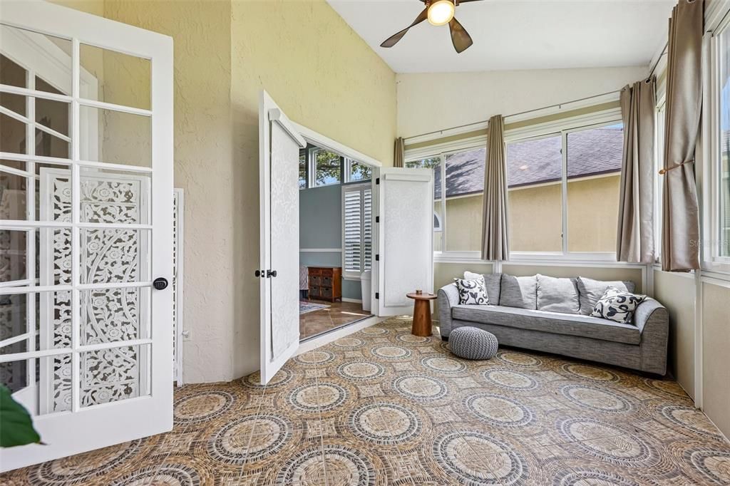 En Venta: $465,000 (4 camas, 2 baños, 2241 Pies cuadrados)