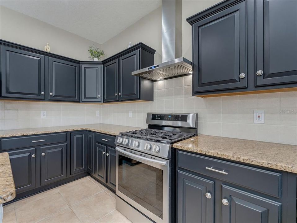 En Venta: $716,000 (6 camas, 3 baños, 3435 Pies cuadrados)
