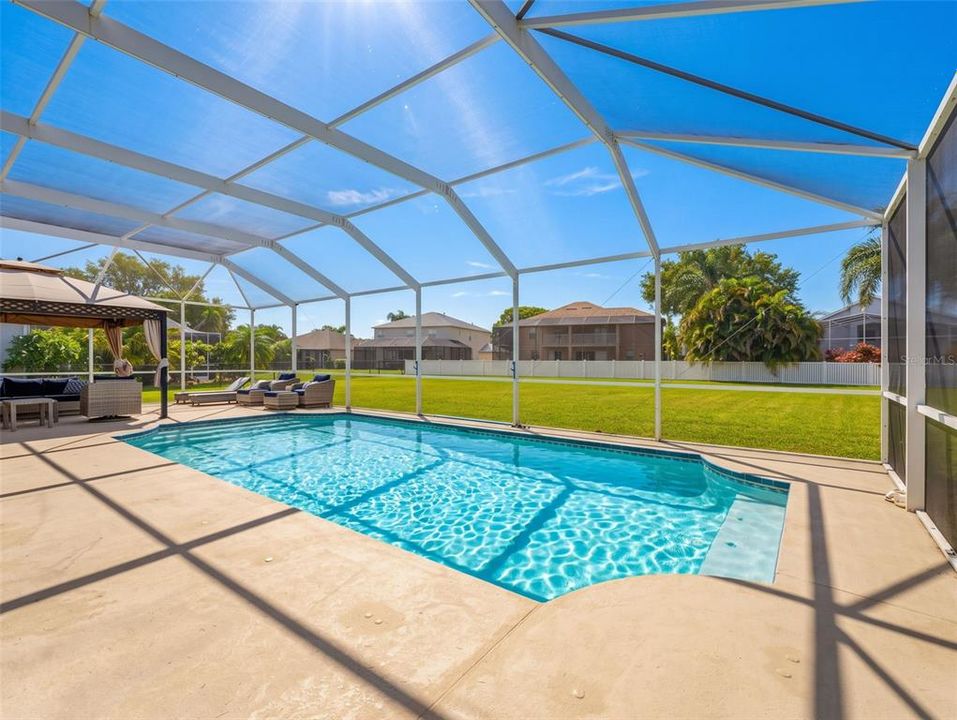 En Venta: $716,000 (6 camas, 3 baños, 3435 Pies cuadrados)