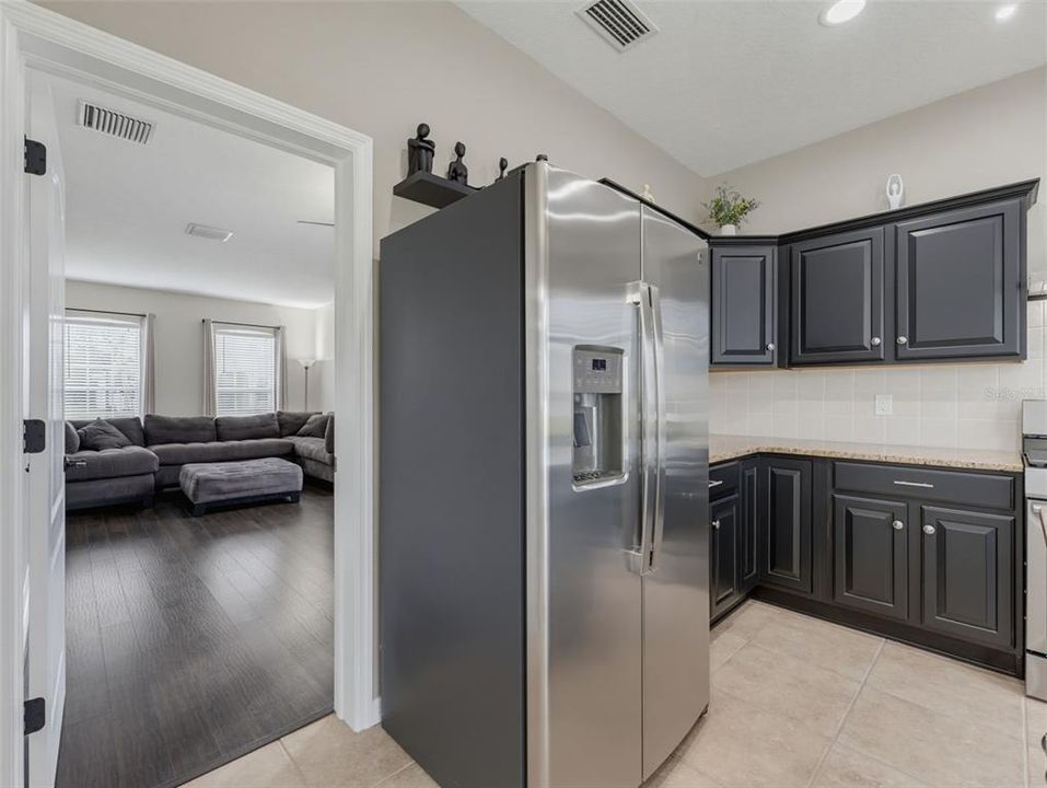En Venta: $716,000 (6 camas, 3 baños, 3435 Pies cuadrados)