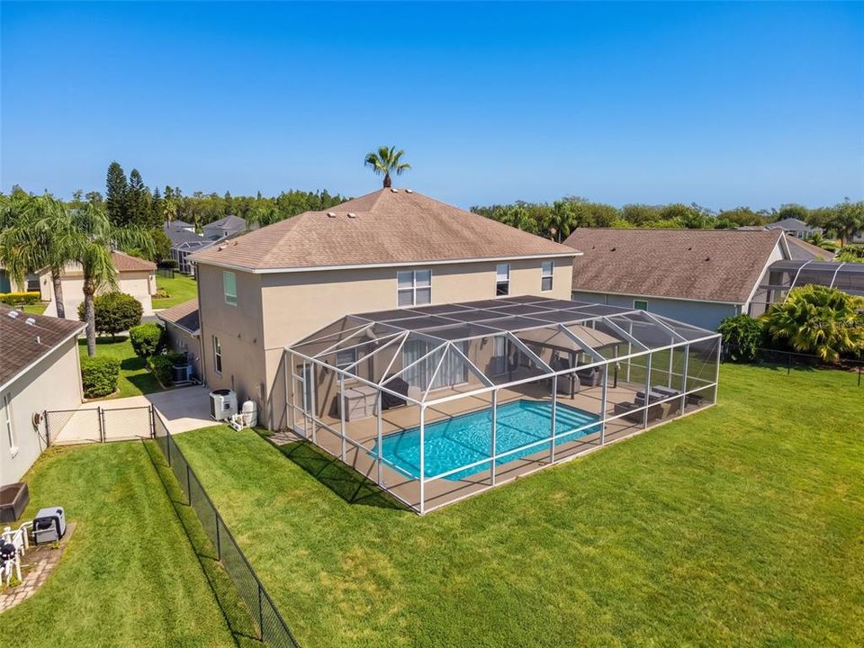 En Venta: $716,000 (6 camas, 3 baños, 3435 Pies cuadrados)