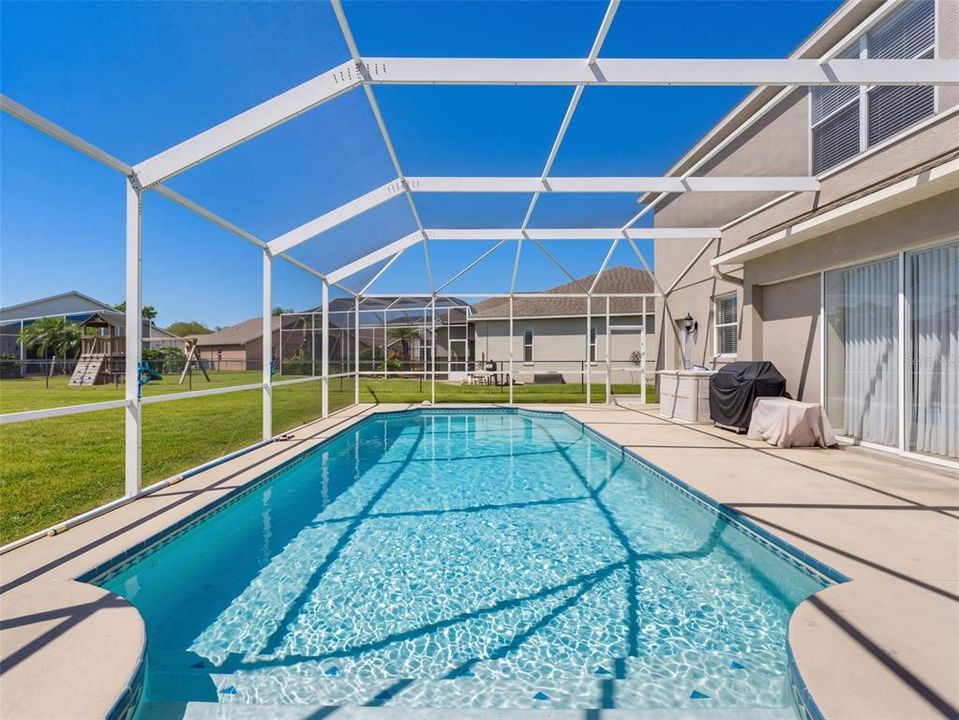 En Venta: $716,000 (6 camas, 3 baños, 3435 Pies cuadrados)